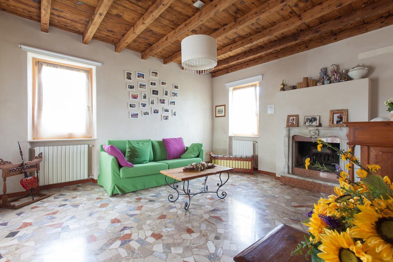 Cascina Serenella - Casa Vacanze Villa Calcinato Exterior photo